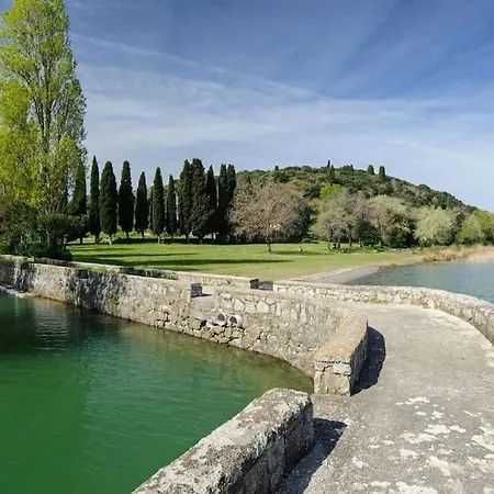 Apartment Tuoro Sul Trasimeno